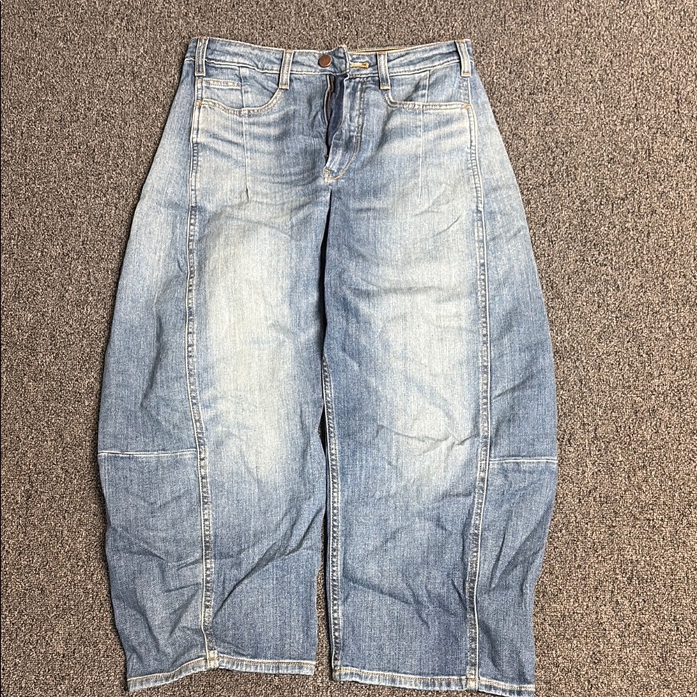 Pilcro Women's Blue Barrel Jeans